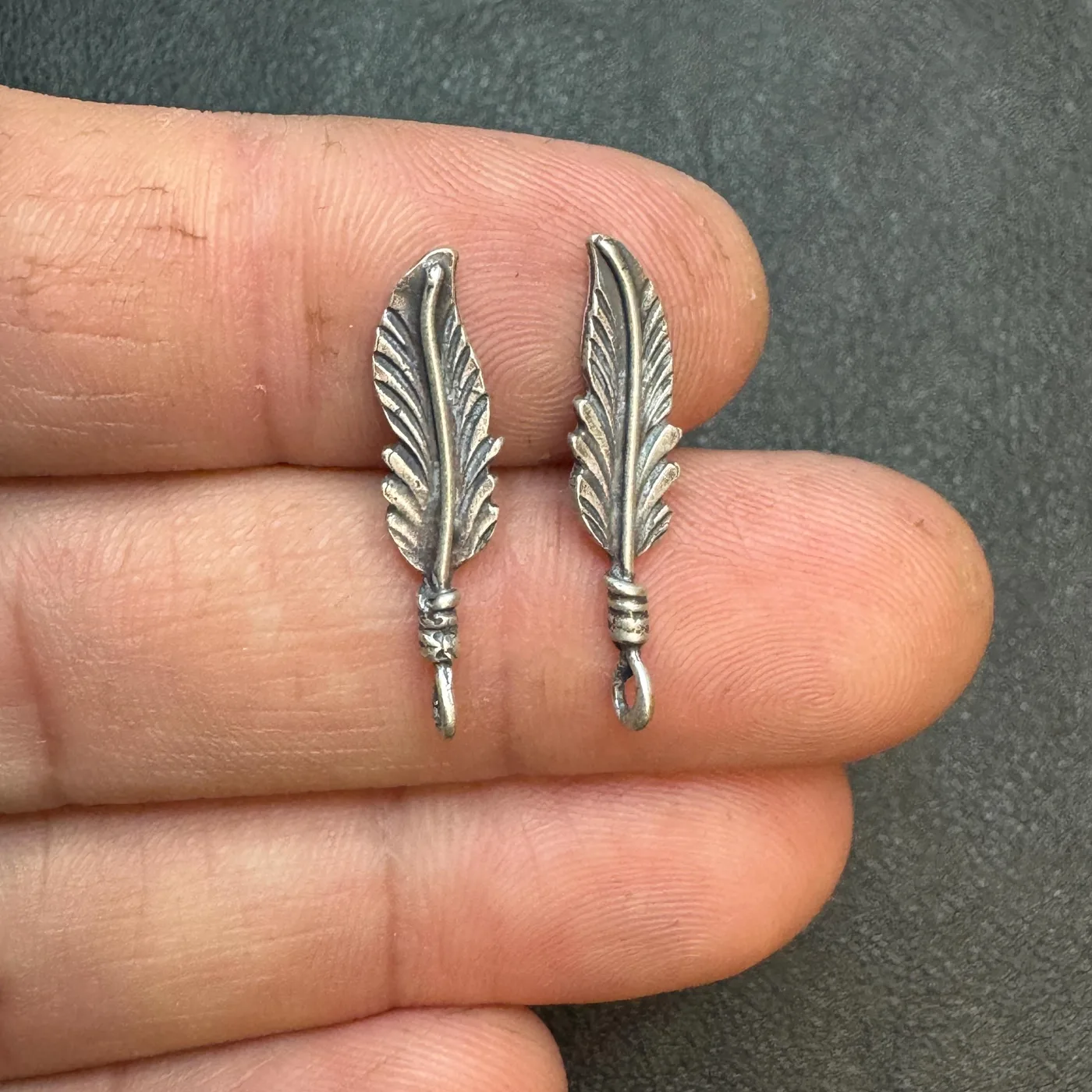 Feather 02 Charm (set). Sterling Silver